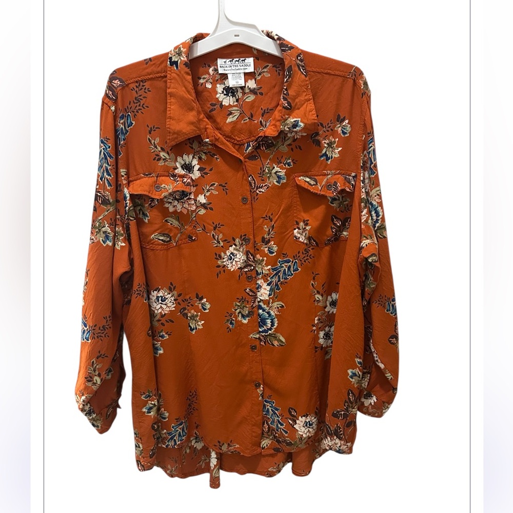 BACK IN THE SADDLE floral button down blouse size 2X burnt orange color